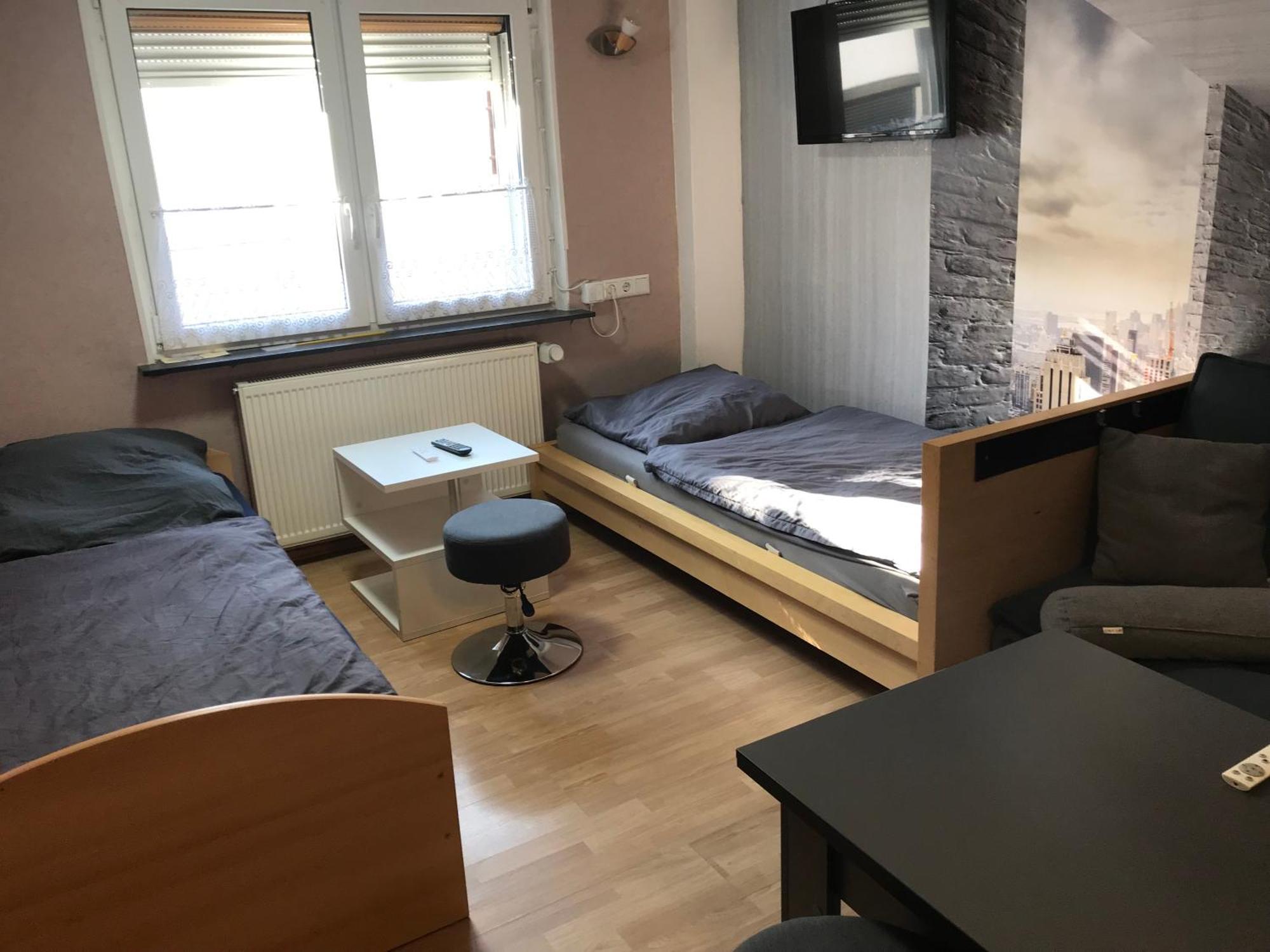 Monteur &,geschaeftsreisen *